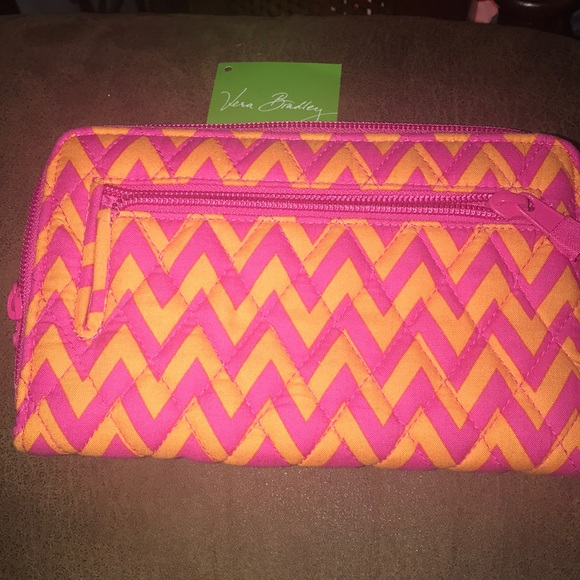 New without tags Vera Bradley Turnlock wallet - Picture 8 of 12